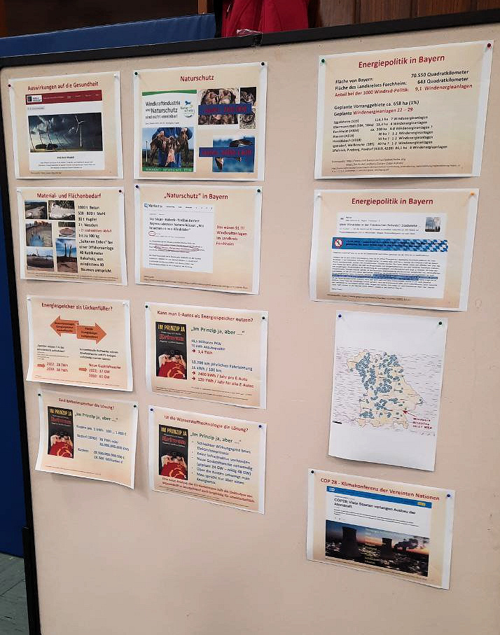 Infostand der BI mit Besuchern